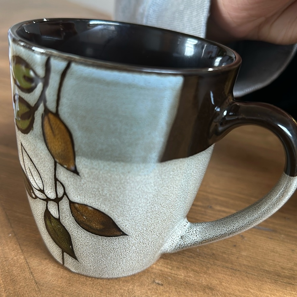 Medium sized coffee cup
